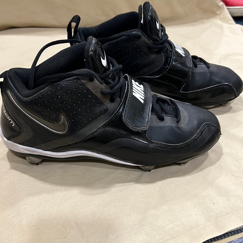 Nike Team Code Cleats | Mens | Size 8.5